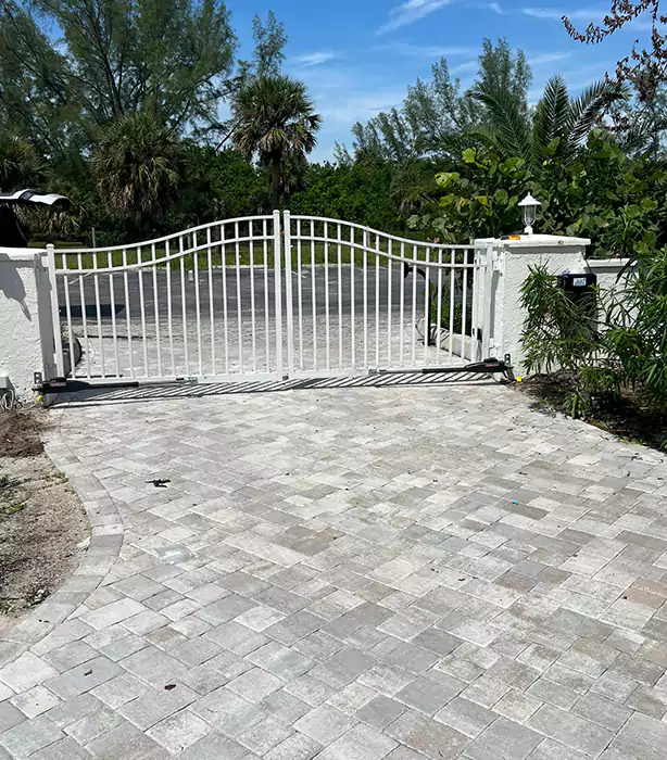 Chain Link Gate Repair Doral